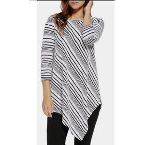 Two by Vince Camuto Assymetrical striped Tunic top Black & White Size S